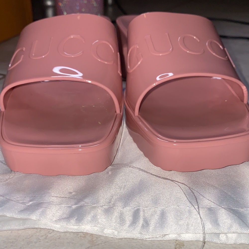 Sandals - Picture 7 of 9